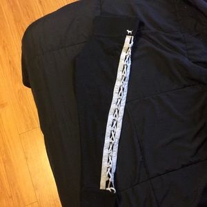 Victoria’s Secret PINK Yoga/Leggings w/ Cross side